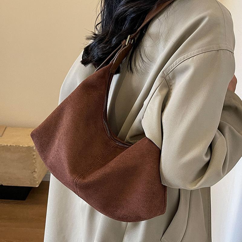 Retro Women's Shoulder Bag Frosted PU Leather Large Capacity New Diagal Cross Bag Brand Fashiable Women's Zipper Handbag