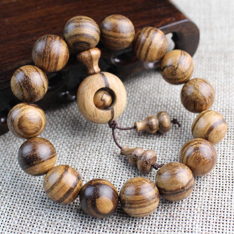 Vietnam Agarwood Bracelet: White Sand Prayer Beads - Unisex Jewelry with Natural Texture, Perfect for Couples