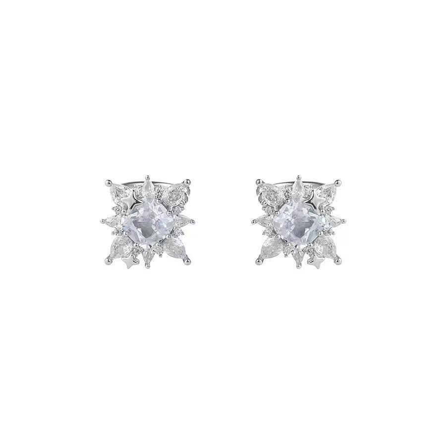 Sparkling Diamond Star Ear Clips Women's Light Luxury Earrings Without Pierced Earrings Simple and Unique Spice Girl Ear Jewelry