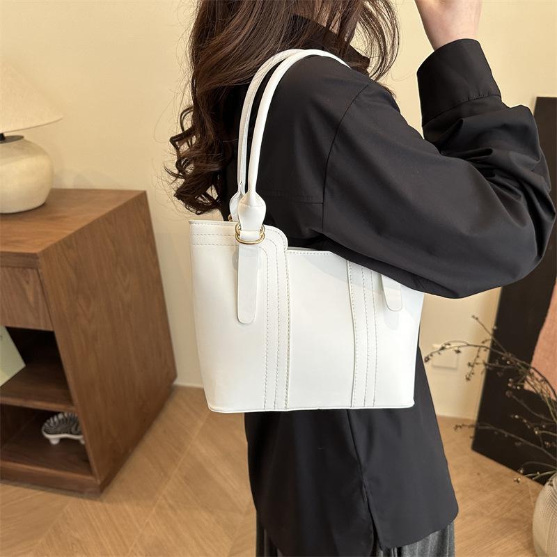 Soft Bag, Mint Mambo Korean Niche Tote Bag, Versatile Portable Messenger Bag, Women's 2025 New Model