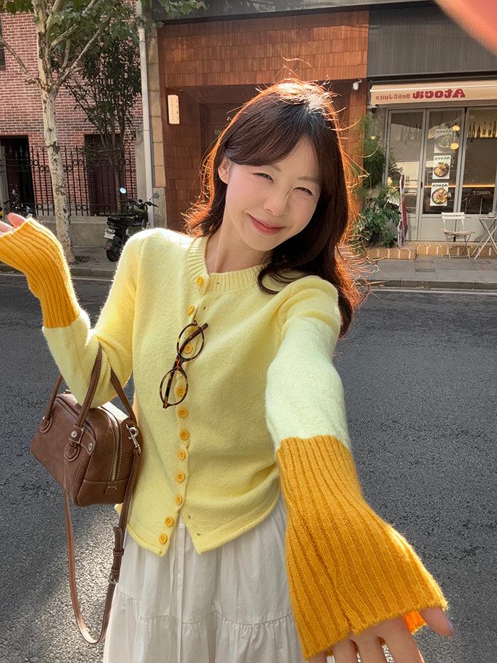 

Contrasting color retro chic knitted cardigan women s autumn and winter slim and thin single-breasted fashion sweater jacket top L