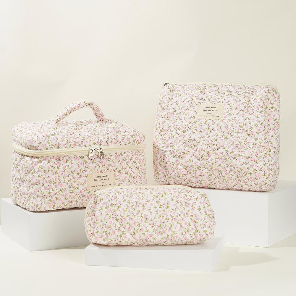 Women Quilted Makeup Bag Makeup Storage Bag with Clutch Bag & Pen Case Aesthetic Cosmetic Bag Cotton Cute Toiletry Bag