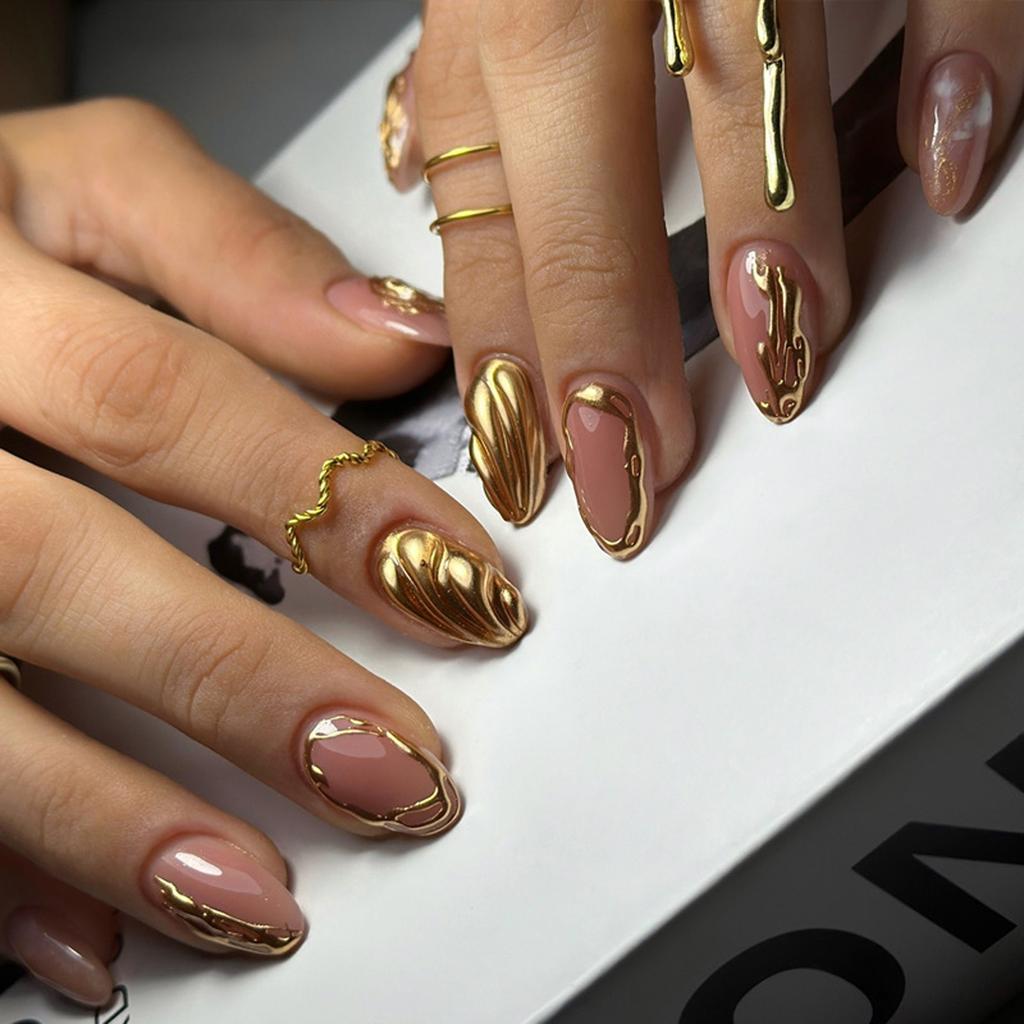 24Pcs Glossy Gold Almond Press On Nails Short False Nails With Micro Carved Ripple Design Full Cover For Women Girls