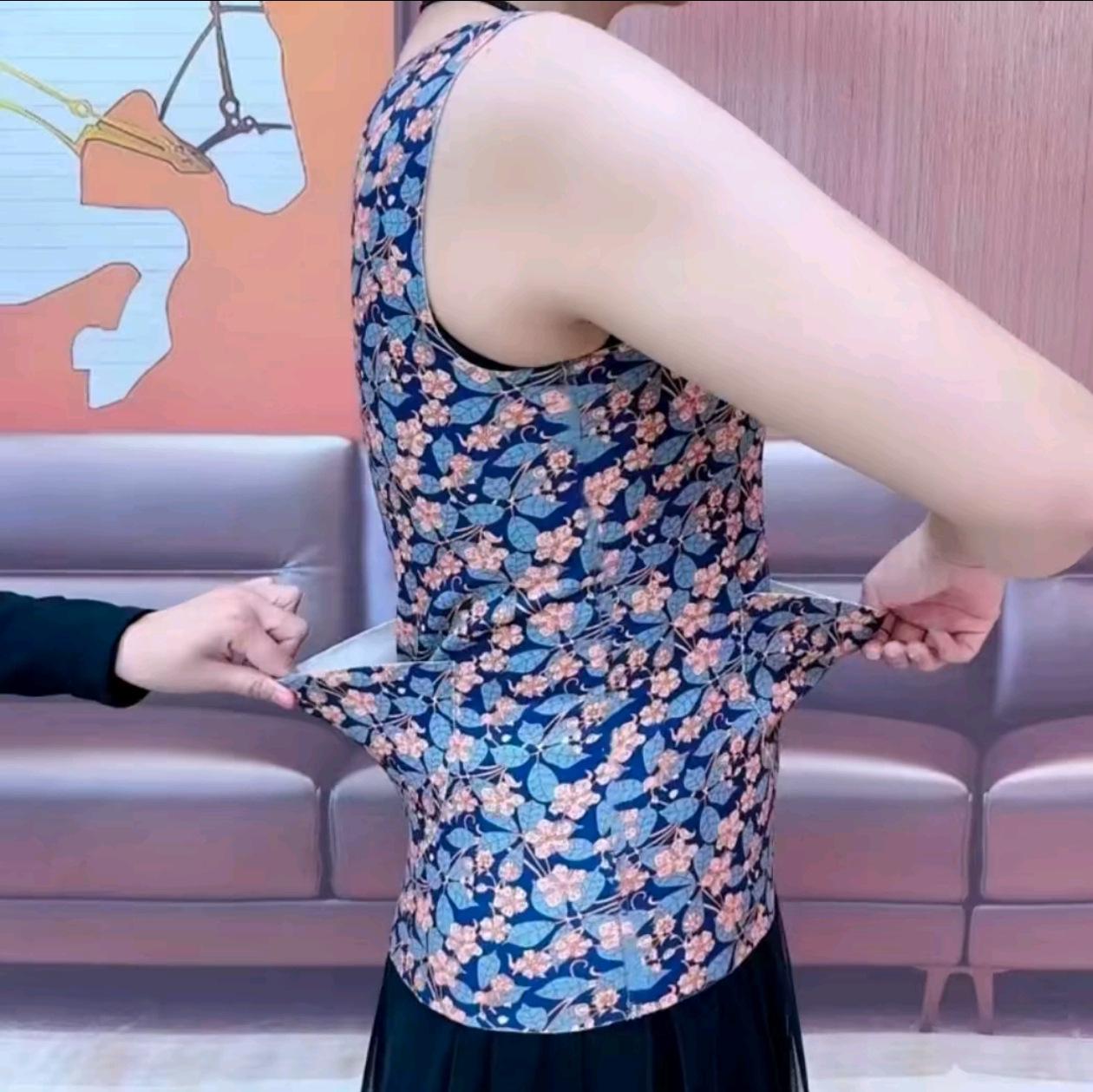 

Двусторонний бархатный зимний жилет с цветочным принтом, защитой живота и карманом XL