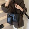 Tote bag women's versatile texture retro fashion big bag 2025 autumn and winter new matte large-capacity shoulder bag