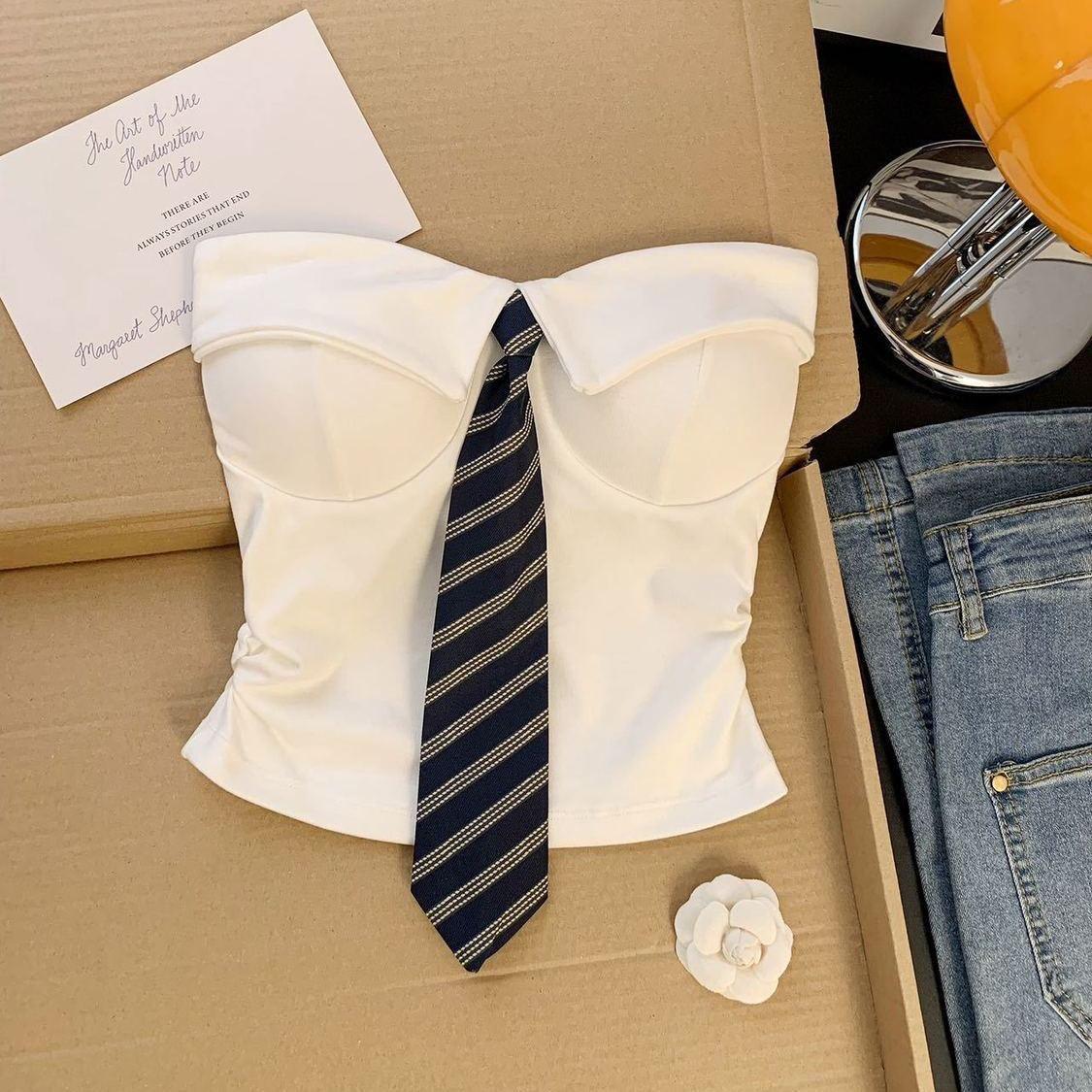 

Spicy Retro College Striped Tie Bandeau Vest: Sexy & Slim Strapless Top One Size (Suitable for 75-110 kg)