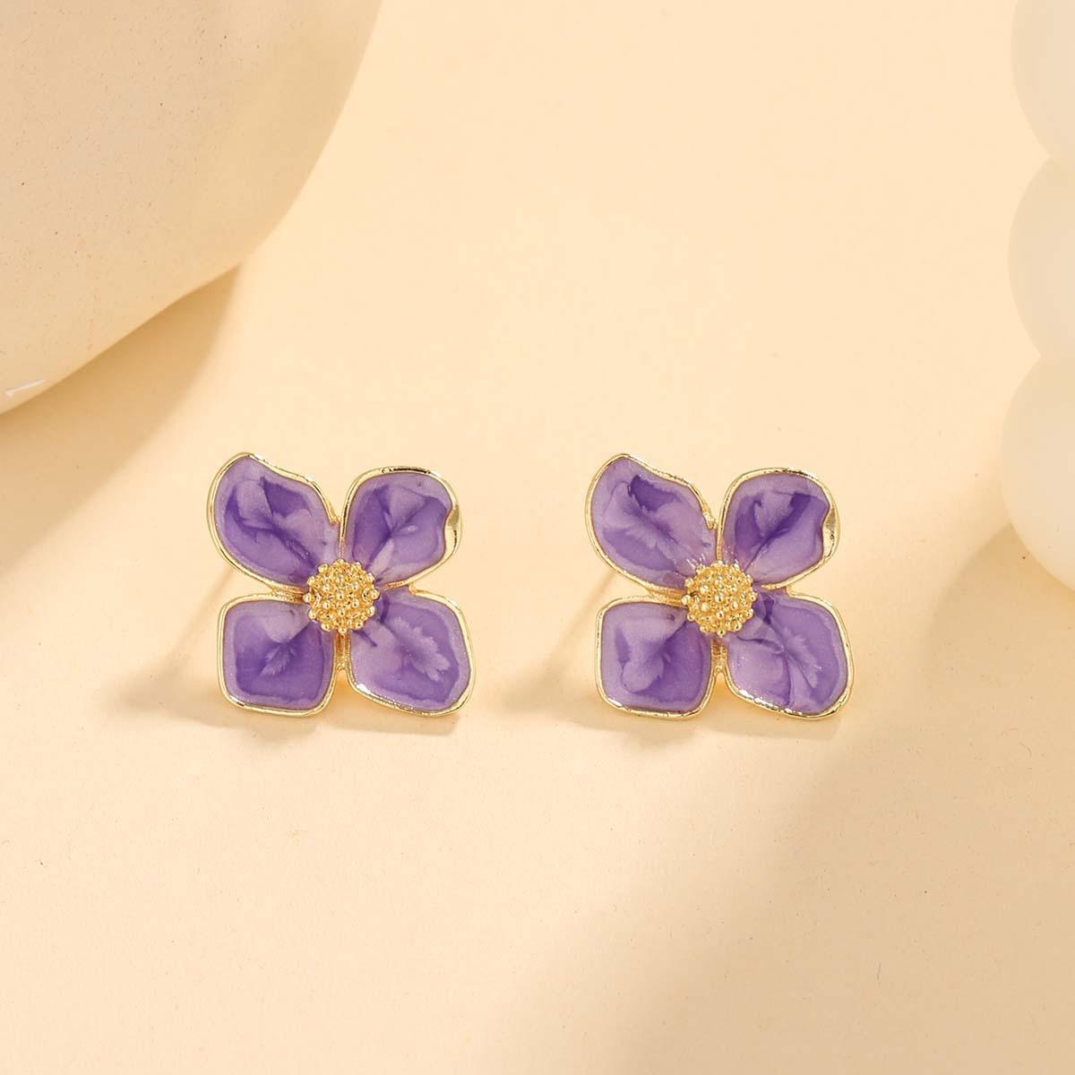 

Flower Shaped Stud Earrings with Zircon Stones and Metal Alloy Base for Lightweight Comfortable Wear Suitable for Daily Use and Special Occasions One Size фиолетовый
