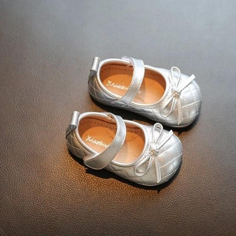 Baby Walking Shoes Round Toes Non-slip Soild Color Kids Leather Shoes Simple Bows 2025 New Girls Princess Shoes Hook&loop Trendy