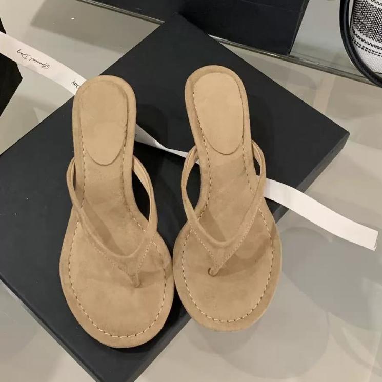 Fashion Fashion Thin Heels Slippers Women Round Clip Toe Slides Sandals Summer Flip Flops Female Shoes Mules Slides