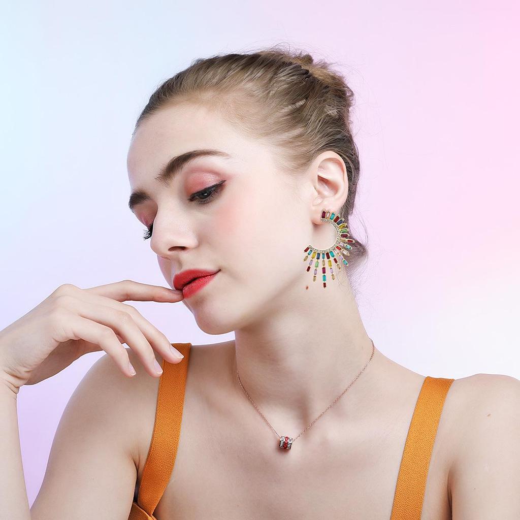 Trendy European and American Geometric C-Shaped Diamond Earrings