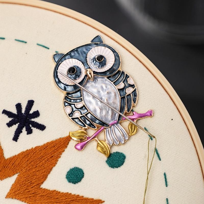 Animal Shape Alloy Pin Holder Magnetic Needle Minder Strong Magnet Needle Holder For Embroidery Sewing Craft Project