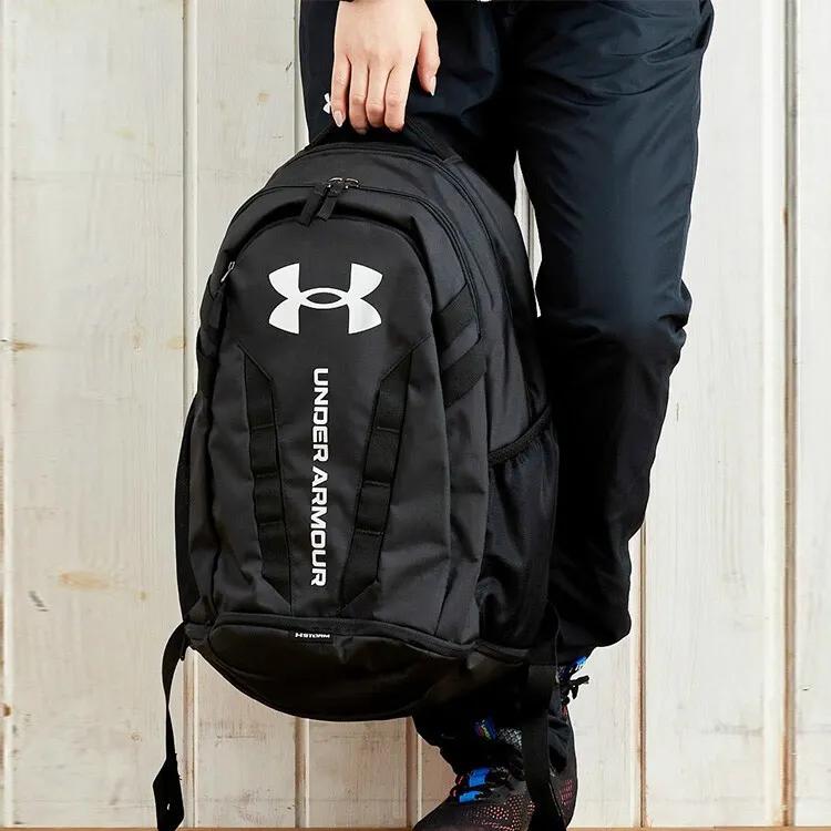 Under Armour Zaino in Poliestere Unisex Nero (Unisex) Zaini 1361176 001