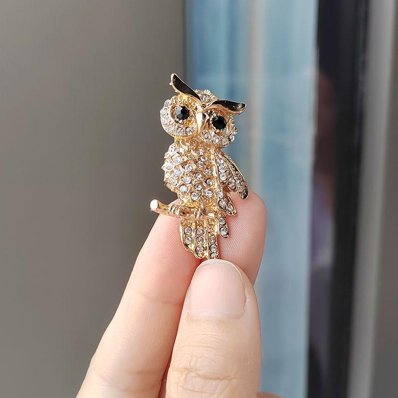 Unique and Exquisite Owl Full Diamond Brooch, Corsage Suit Clothing Pin, Hot-selling Jewelry