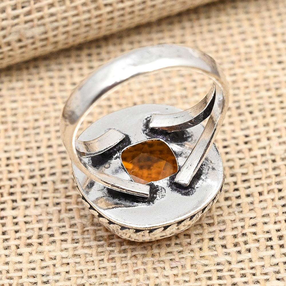 Wunderschöner handgefertigter Ringschmuck aus 925er Sterlingsilber mit Honigtopas-Edelstein