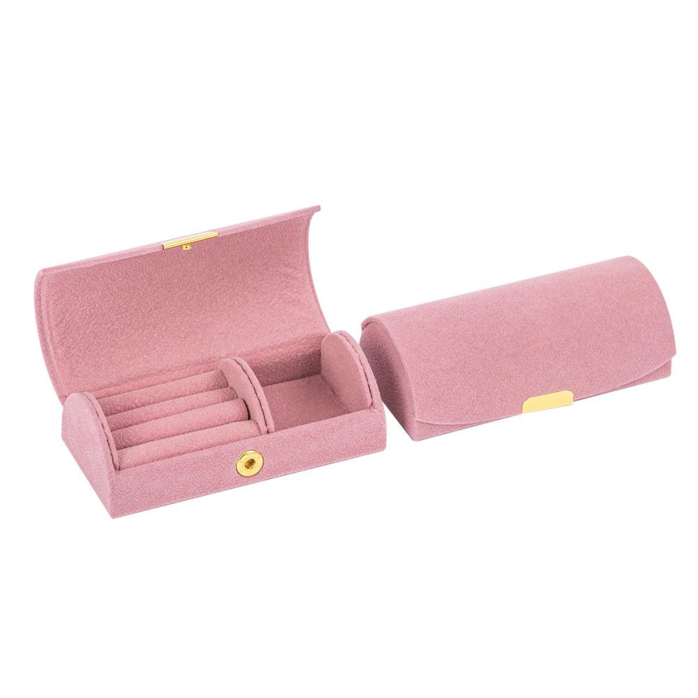 Arched Velvet Jewelry Box: Portable Mini Organizer for Bracelets, Earrings, and Beads