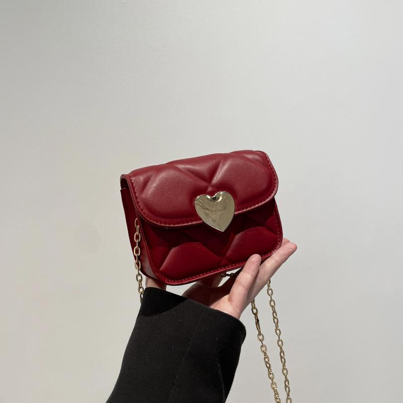 Women's solid color simple shoulder bag 2025 high-end new chain bag, popular messenger bag this year, small square bag for women