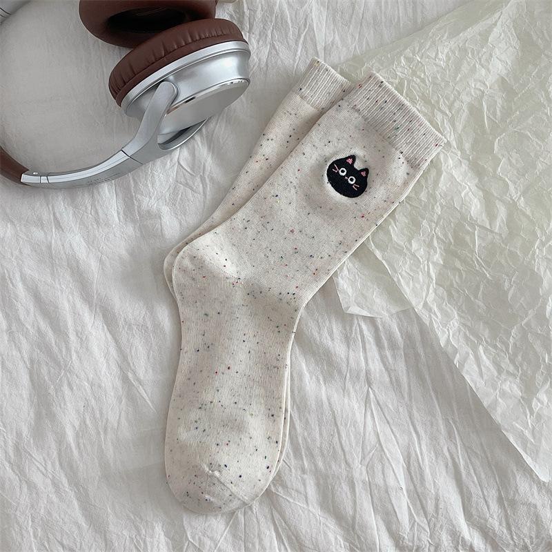 Female Spring and Autumn Lovely Jacquard Love Idea Yarn Kitten Fusing Tube Socks
