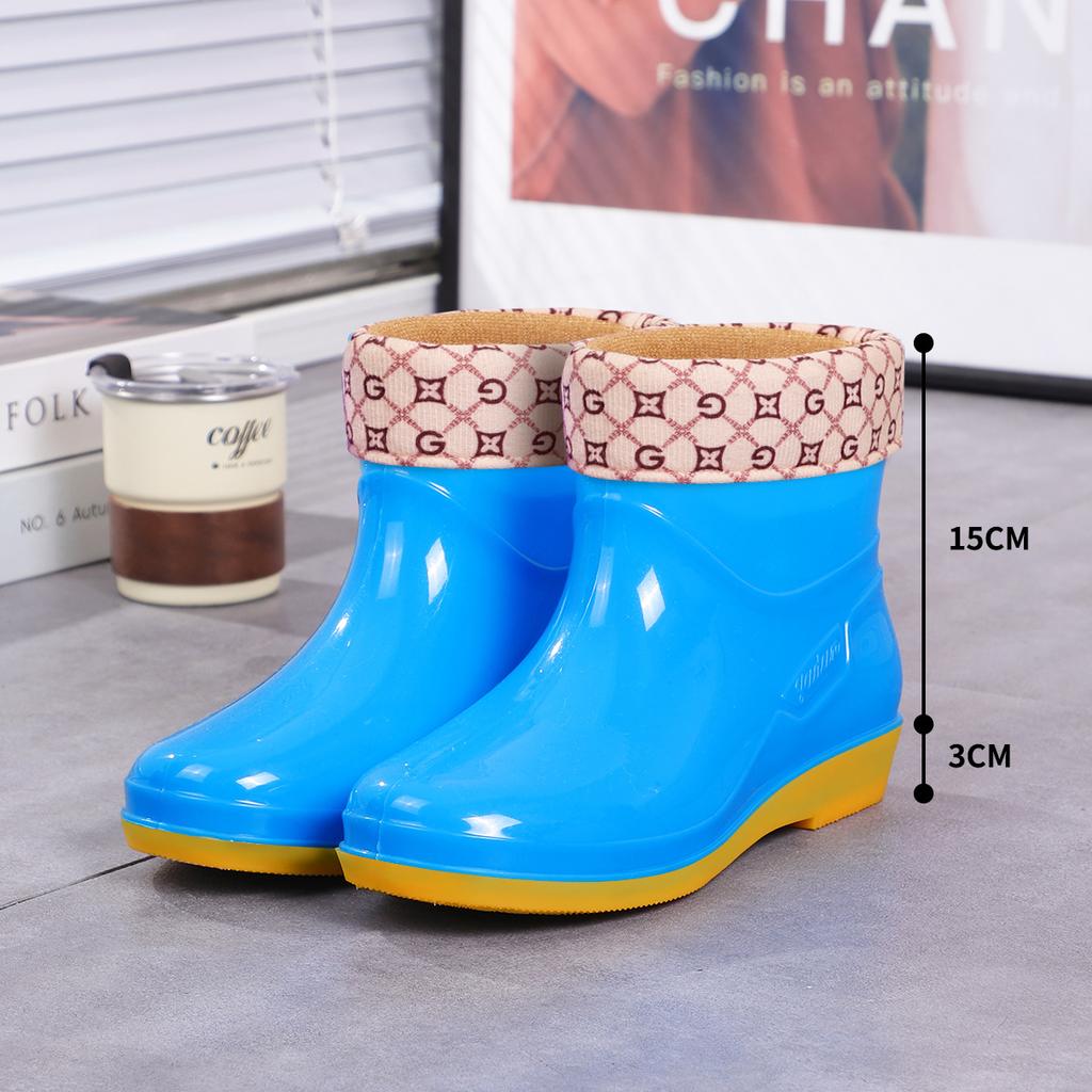 New high tube fashion rain shoes women's thick-soled non-slip and wear-resistant kitchen car wash rubber shoes velvet thermal overshoes