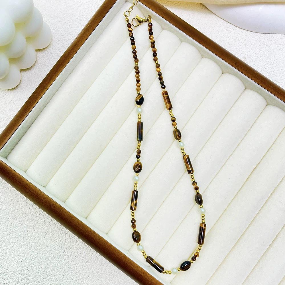 Handmade High-End Beaded Necklace: Versatile, No-Fade Natural Stone Design for Women