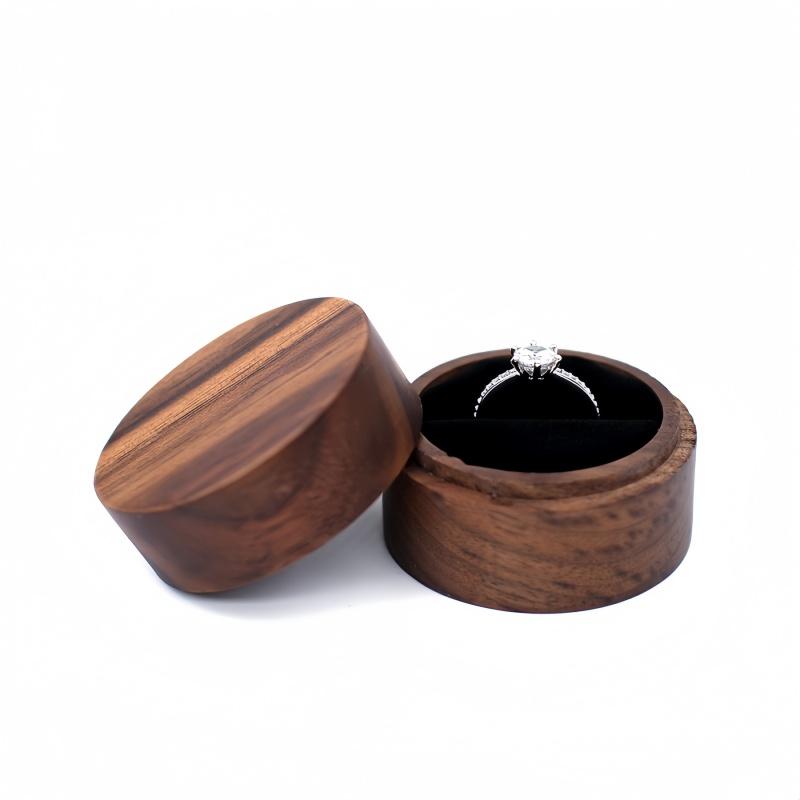 

Valentine s Day Circular Carving Wood Ring Box - Double Slot Single Slot Selection, Perfect for Organizing Rings, Wedding Rings
