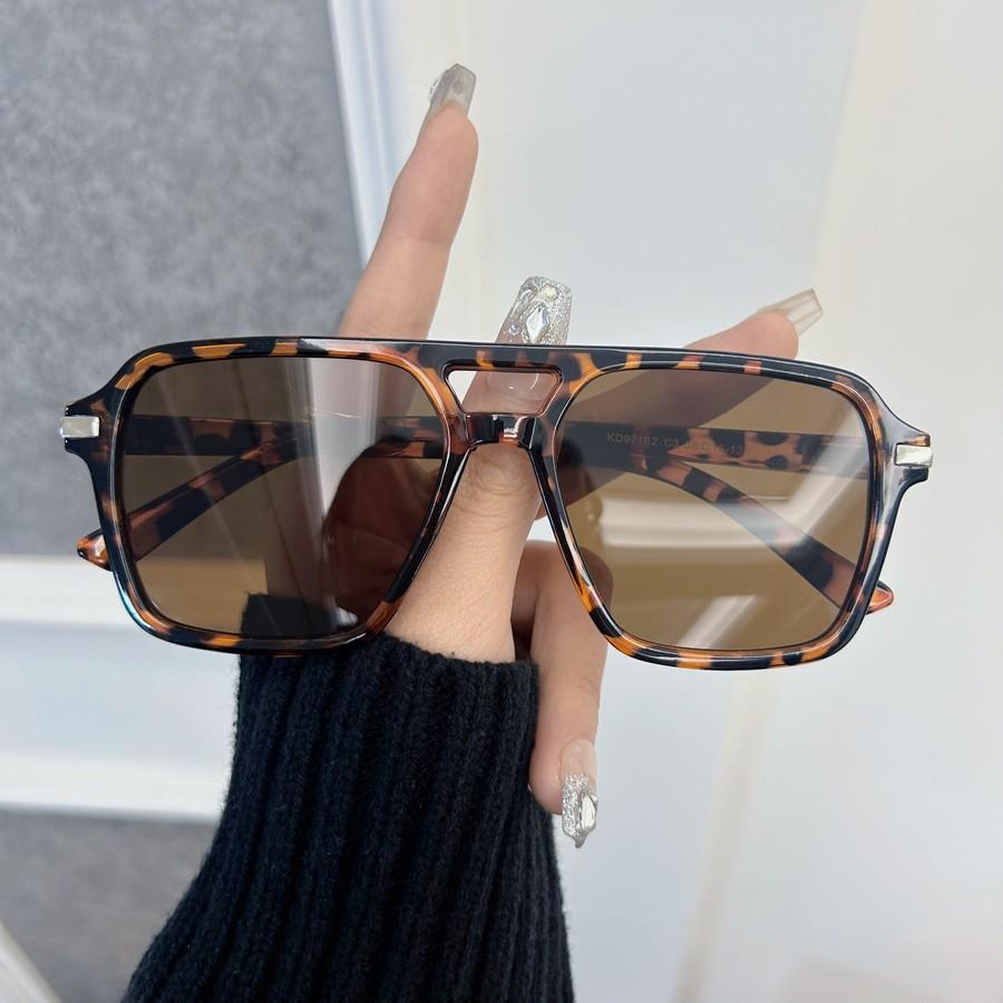 Classic Fashion Glasses Women Menshoupai Trendy Eyewear for Women and Men Stylish Design Other