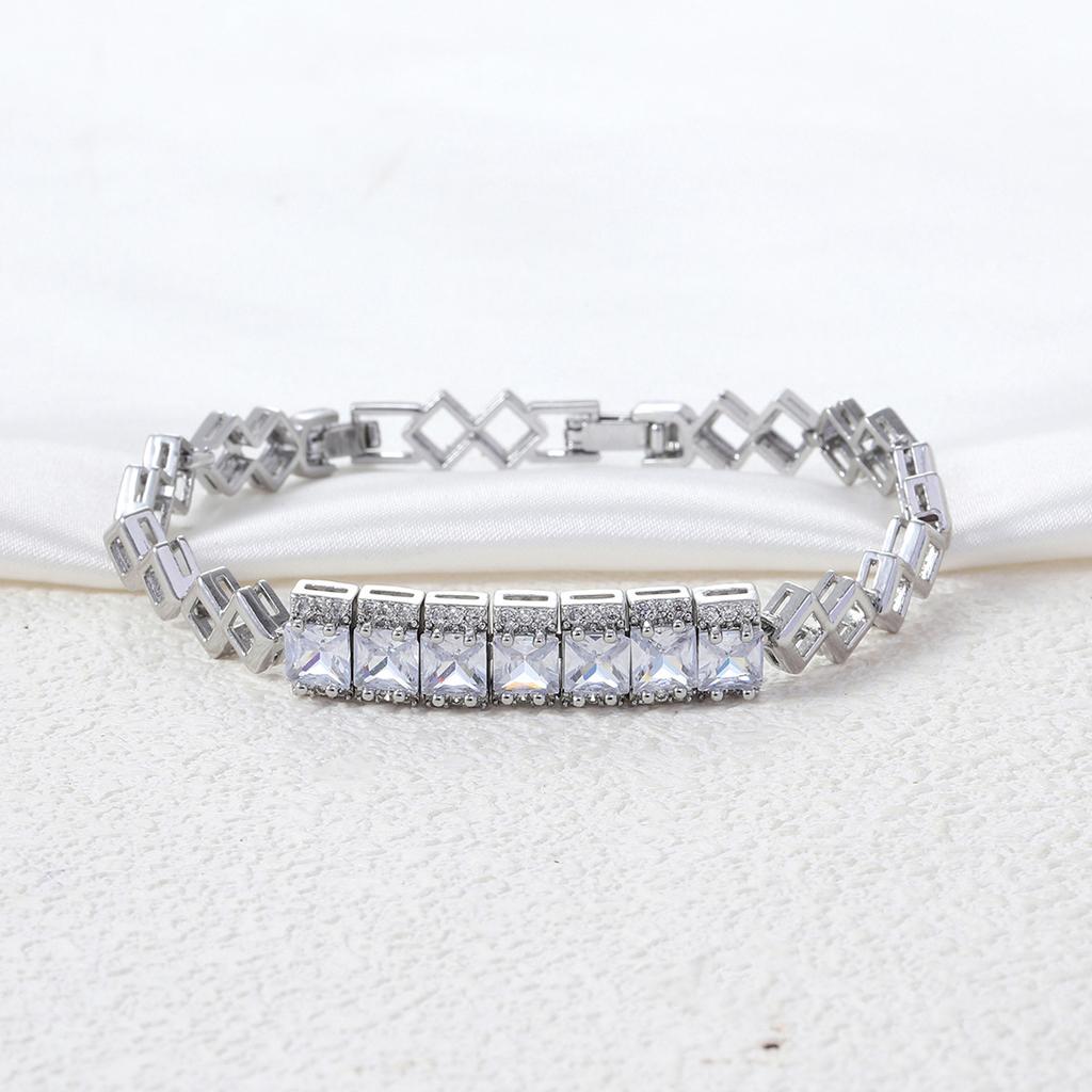 Light Luxury Single-row Bracelet for Women Brass Zircon Bracelet Korean Version Super Flash Fairy All-match Hand Jewelry