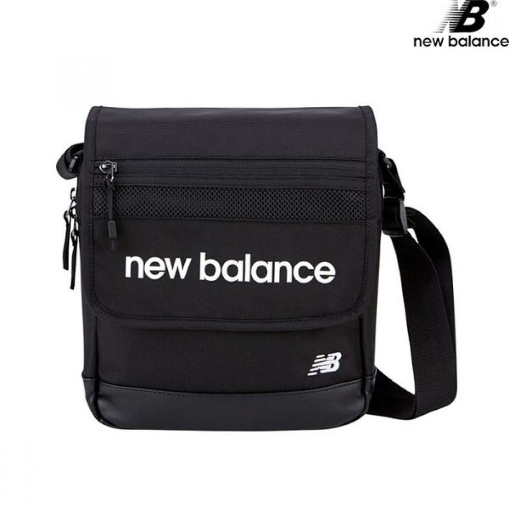New Balance Half Club  Nbgcas0609 Bk Letter Square Cross Bag Sling Bag Hip Color