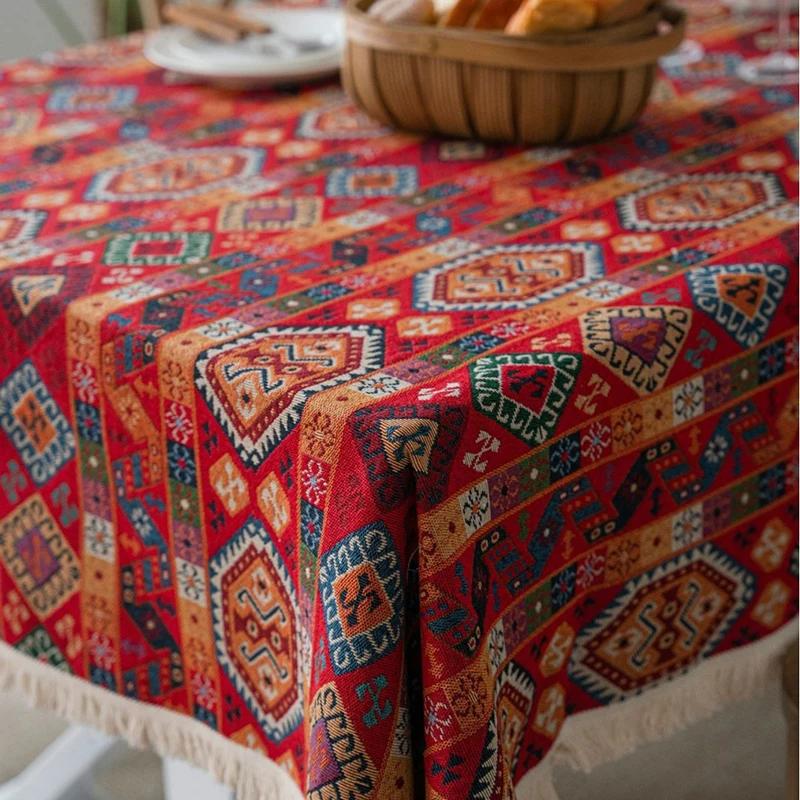 Prostokątne obrusy w stylu boho Czerwone wzory z naszywkami Żakardowy obrus na Boże Narodzenie Halloween Kolacje Przyjęcia urodzinowe Wystrój weselny