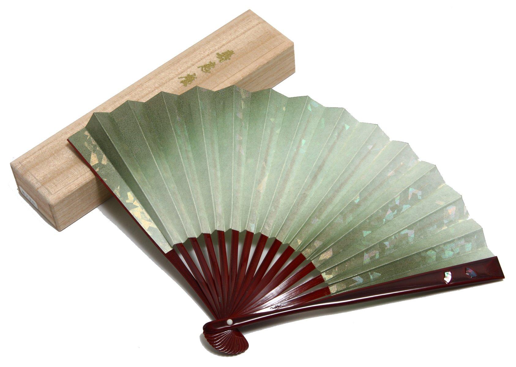 

Hasegawa Kyoto Fan for Kimono and Fan with Urushi Fan Gold Paulownia Wood Box Gifts, 6-inch (15-rib) Lacquer, Shell-Covered Face, Gradation,