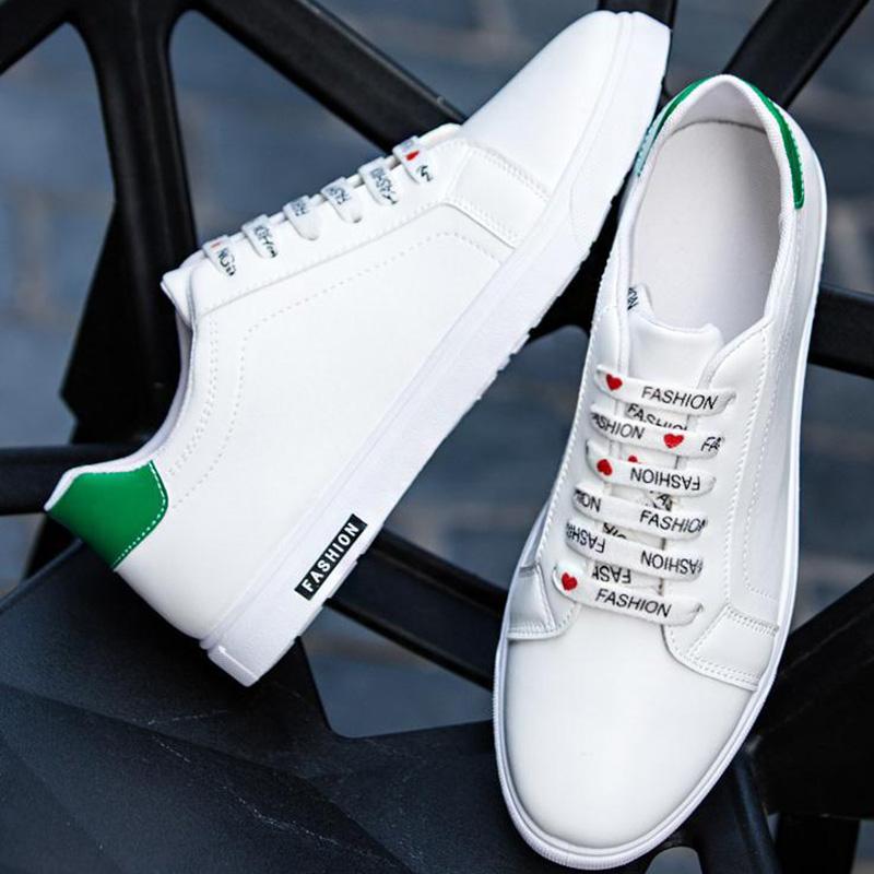 2024 White Color Sneakers Non-slip Men Shoes Spring Autumn New Leather Breathable Outdoor Shoes Men Sneakers Flats Man Trainers