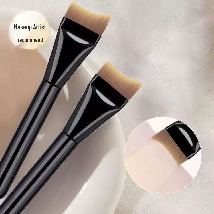 Crescent Flat-Head Foundation Brush - Seamless, Non-Absorbing Makeup Tool
