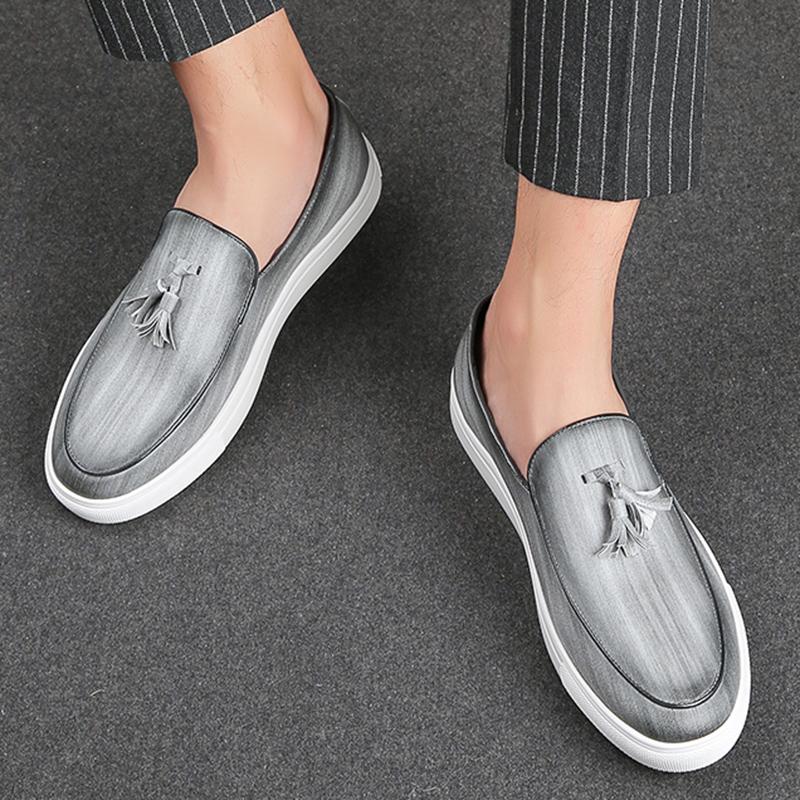 Fashion Designer Grey Tassels Loafter New Men's Patent Leather Platform Casual Shoes Male Walking Sneakers Footwear