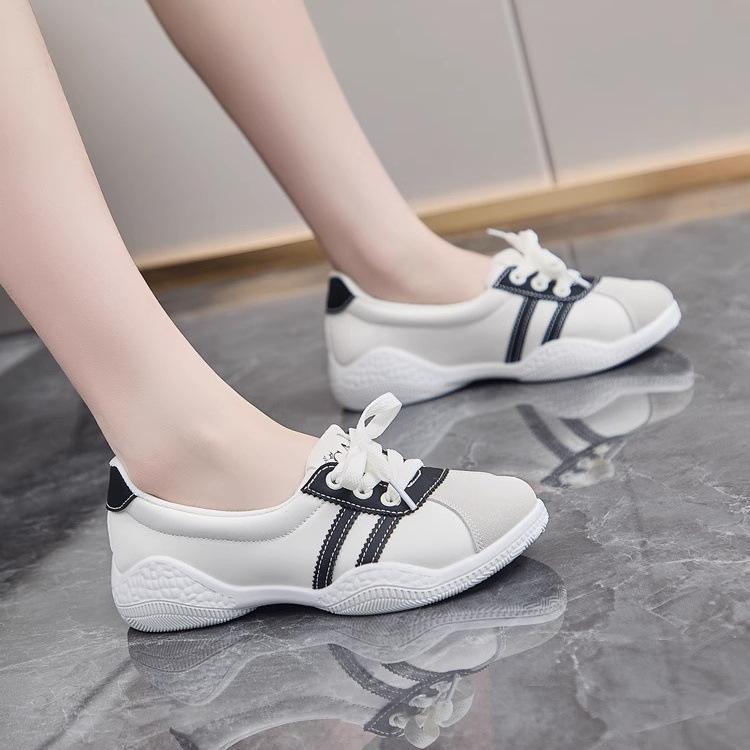 Korean version of sports shoes for women's 2025 new autumn shallow mouth casual Forrest Gump shoes with soft soles, standing for a long time is not ti