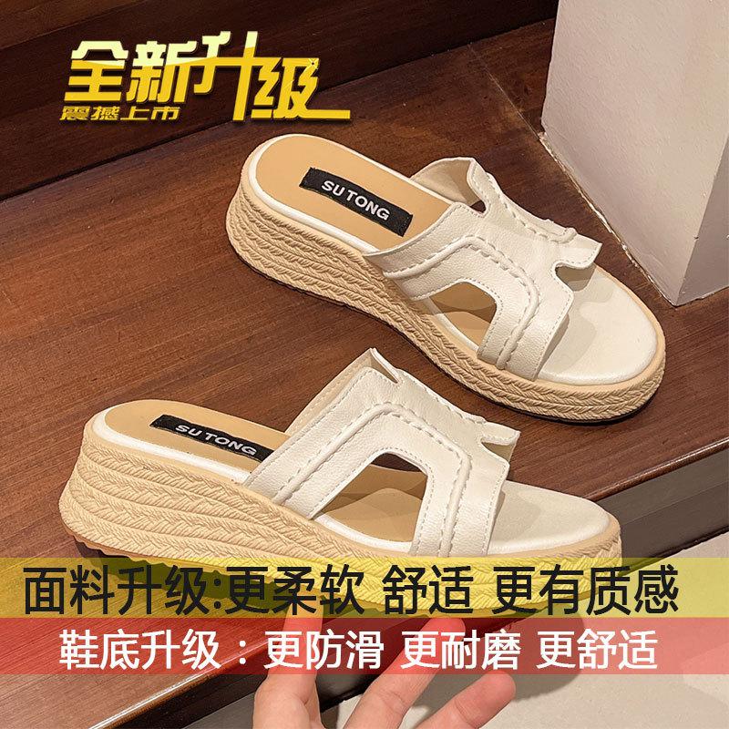 

With skirts, high-heeled flip-flops, beach sandals, women s summer wear 2025 new platform wedge heightened sandals 35