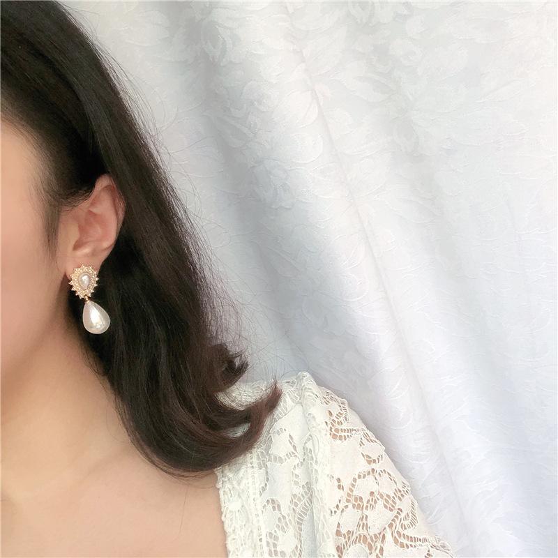 Palace Style Pearl Earrings S925 Silver Needle Earrings Frenchretro Earrings Female Elegant