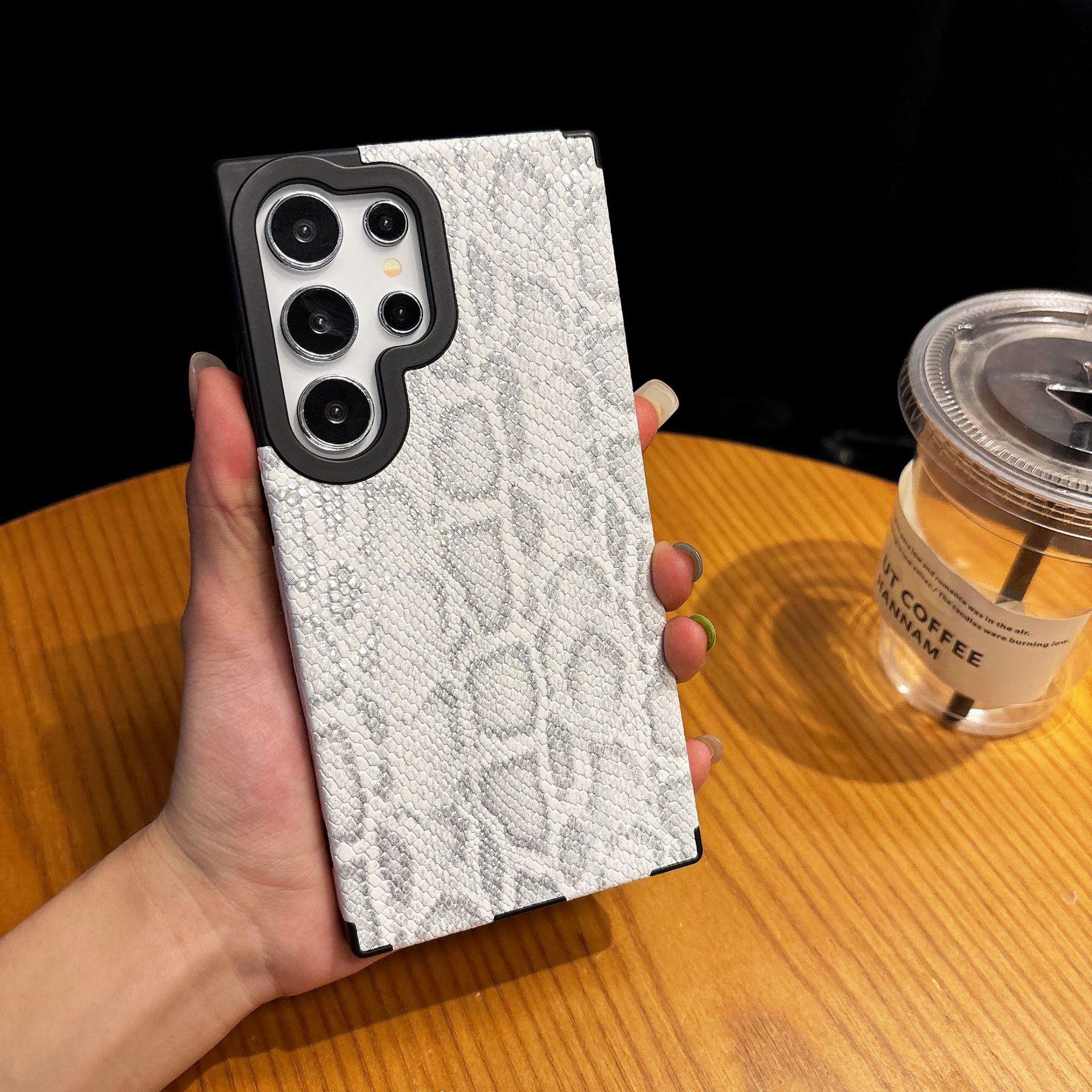 

Samsung S25ultra Браслет-подставка S24 Узор змеиной кожи S23ultra Встроенная магнитная присоска Чехол для телефона Galaxy S25 Ultra