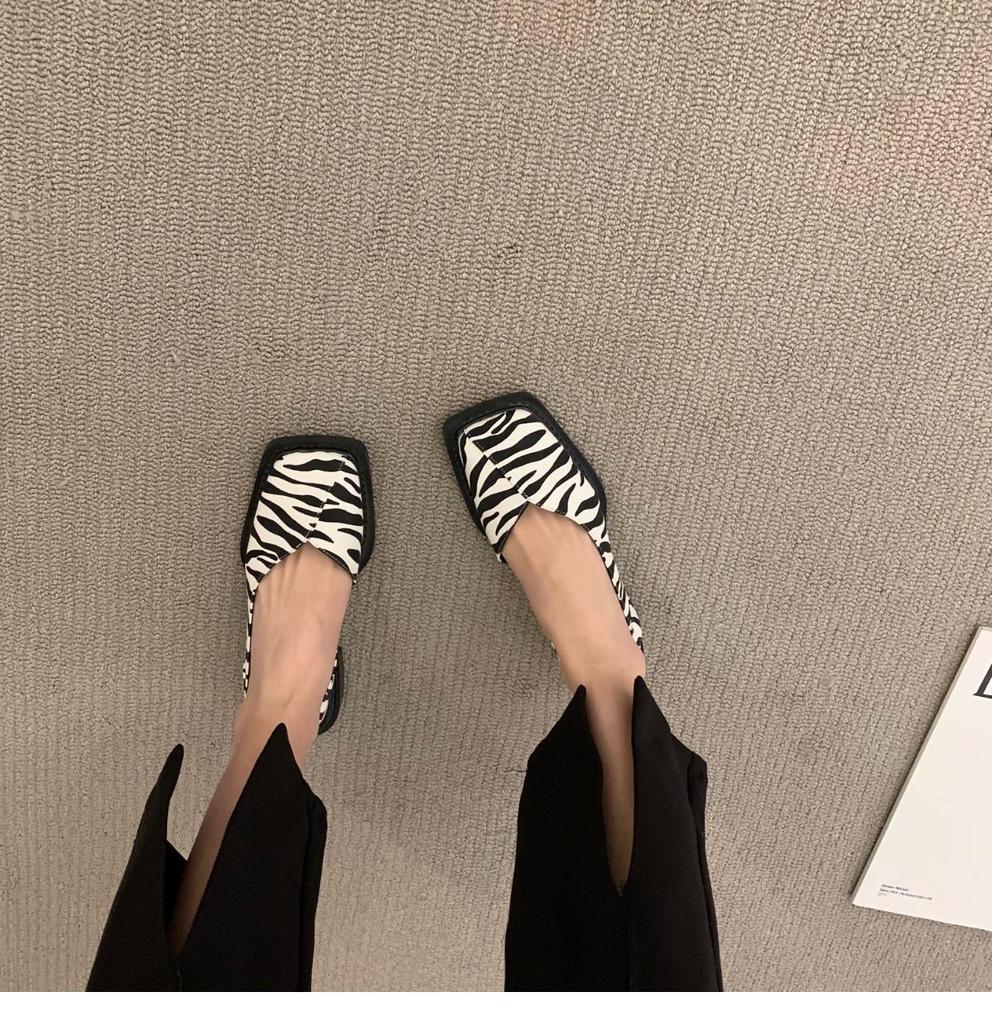 2025 Summer Women's French Square-Toe Soft Sole Sandals