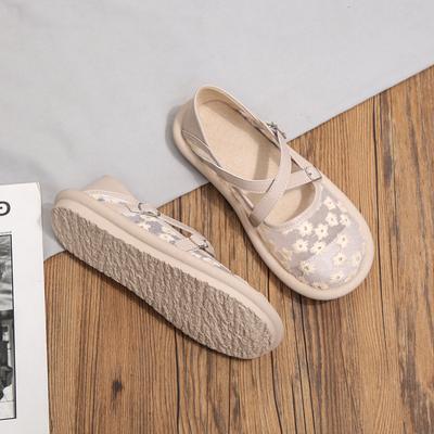 Chaussures simples pour femmes à la mode Été 2025 Nouveaux Chaussures en tissu à lacets brodés en maille à semelle épaisse Chaussures de sport décontractées confortables et respirantes