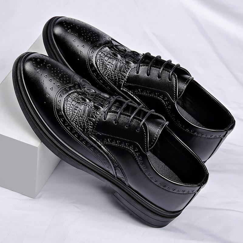 Spring New Leather Shoes Men's High-end Business Casual Shoes Formal Youth Carved Block Trendy Breathable Men's Shoes Soft Leather
