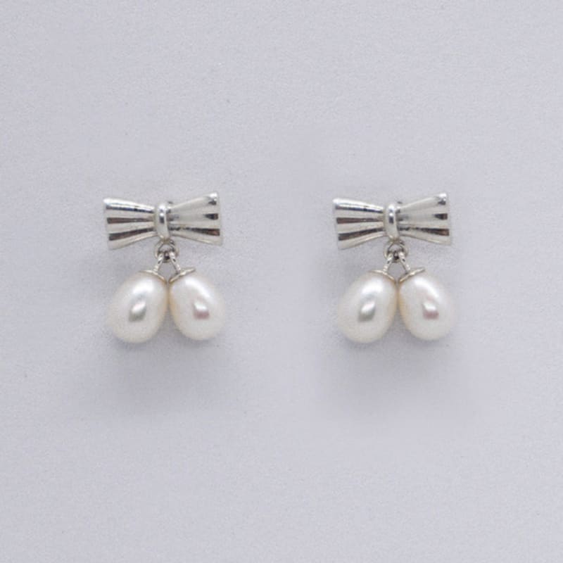 

OudStudio Bow Bell Earring Silver