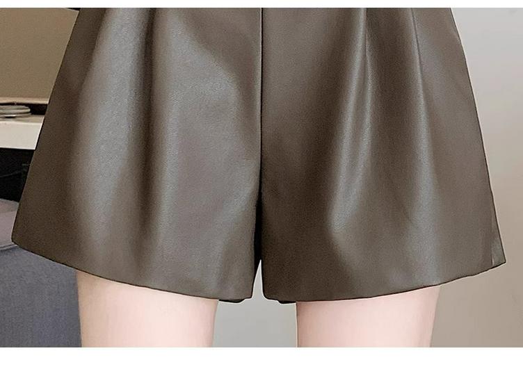 Petite High-Waisted Khaki PU Leather A-Line Shorts for Women - Wrinkle-Resistant, Wide-Leg Bootcut, Autumn/Winter Wear.