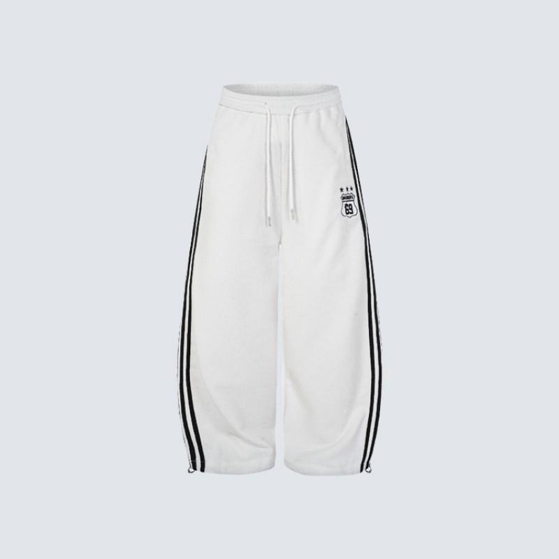 Unisex Relaxed Fit Waffle Knit Jogger Pants With Embroidered Patch Drawstring Waist