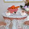 TOPPERFUN 24-teiliges Miniatur-Lebensmittel- und Kaffeetassen-Set, 1:Maßstab 1:12, für Puppenhäuser, Enthält 12 Kuchendummies, 6 Mini-Tassen und 6 Untertassen, Harz und