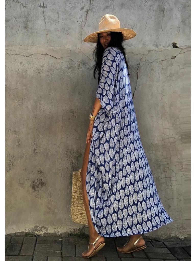 Cardigã Cover-Up de Viscose com Estampa de Folhas e Proteção Solar