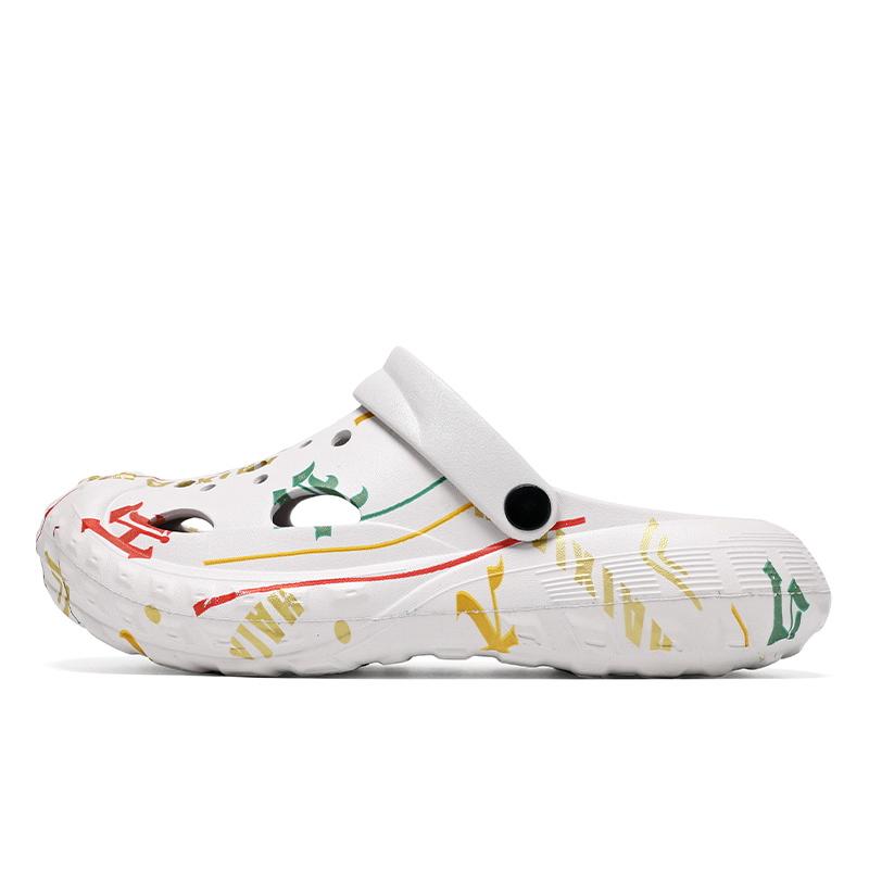 Fashion New Men's Slippers EVA Non-slip Breathable Home Slipper Outdoor Beach Toe-cap Sandals Mens Fashion Hole Shoes Two Ways To Wear