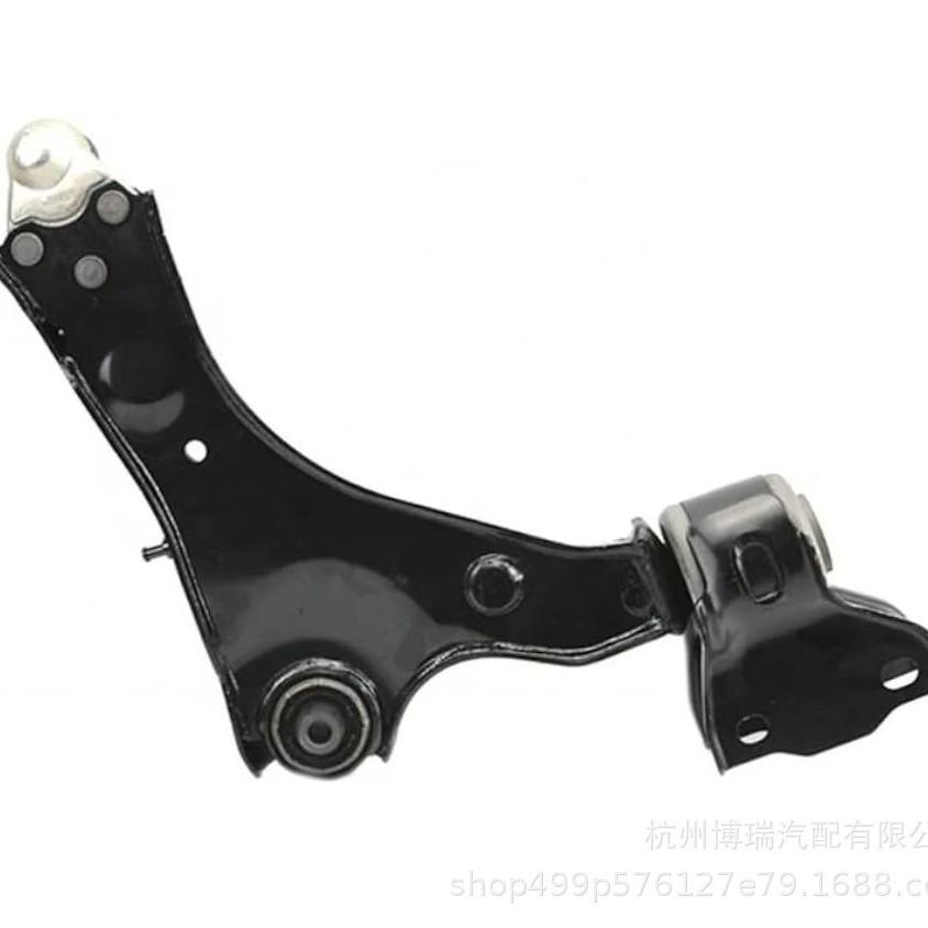 LR096362 Front Left Large Lower Control Arm Bushing for 2015 Land Rover Discovery Sport