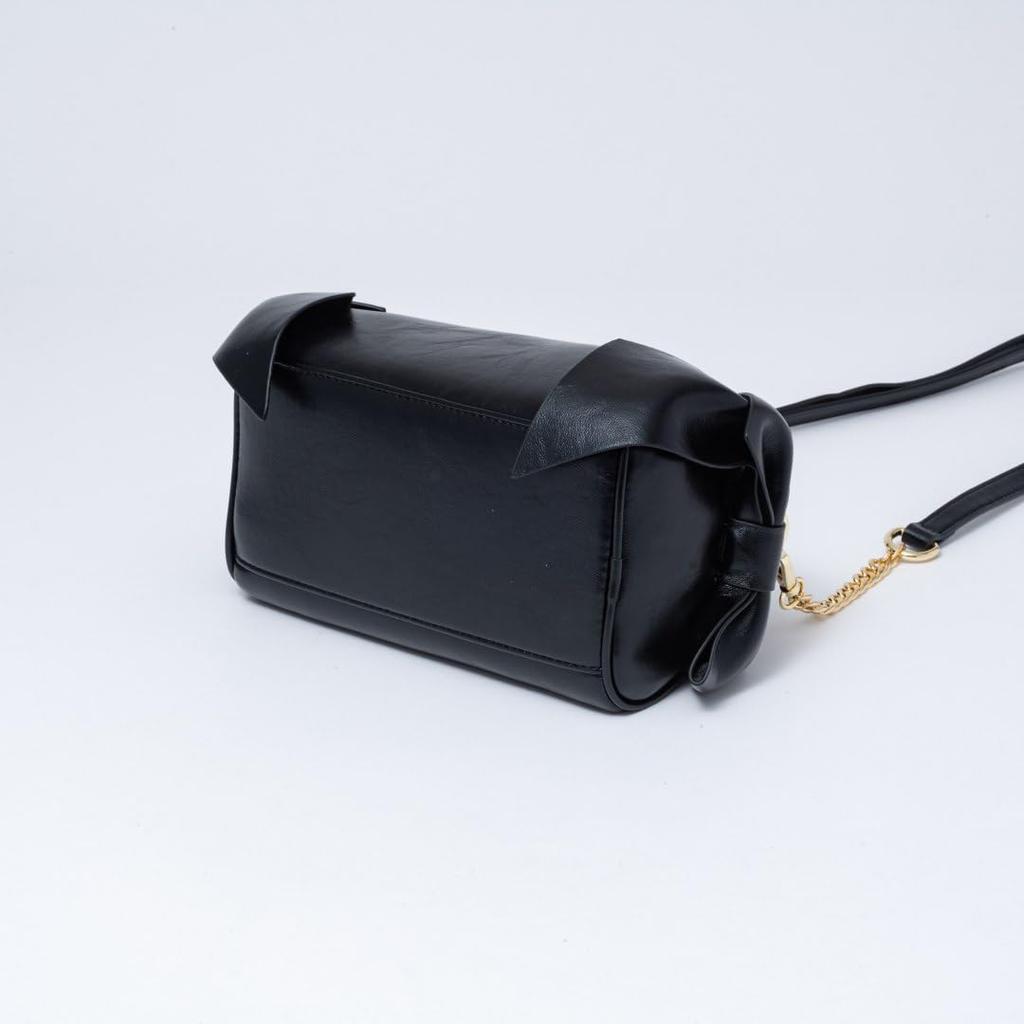 JILL STUART Pecot Shoulder Bag with Ribbon Feminine and Vintage Design, Style, JSLH5ES1, Black, Women's