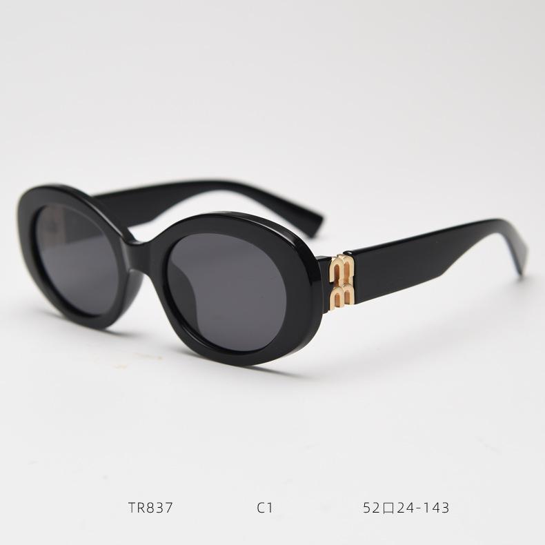 New Vintage Women Oval Sunglasses Designer Brand UV400 Protection Trendy Street Shades Eyewear Gafas De Sol