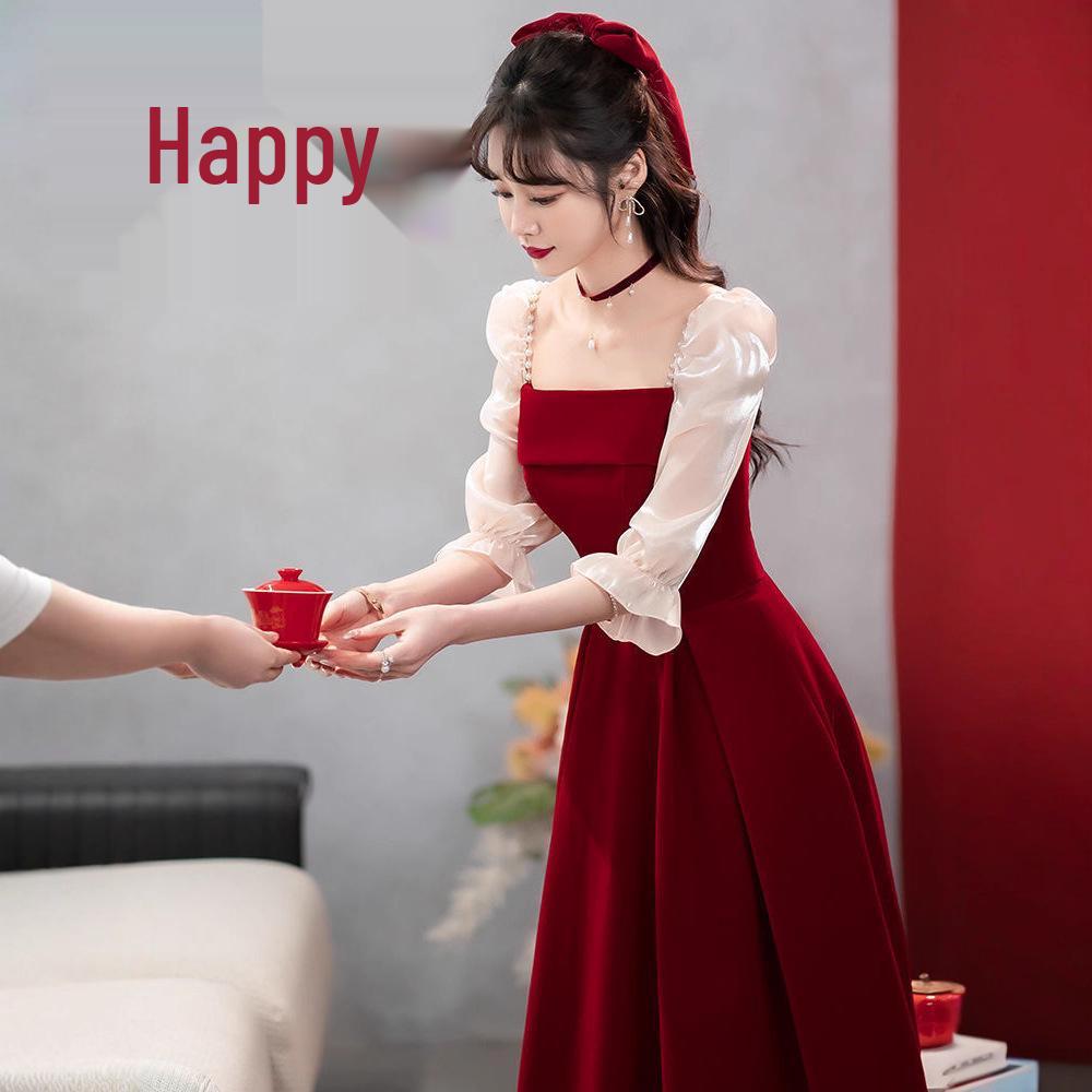 Robe d'été formelle courte haut de gamme couleur bordeaux - Tenue de toast ou tenue quotidienne pour la mariée 2025