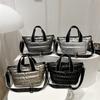 2026 Winter Luxury Quilted Tote Bag Women Fashi Down Puffer Shoulder Bag Large Capacity Crossbody Messenger Purse Nyl Gift